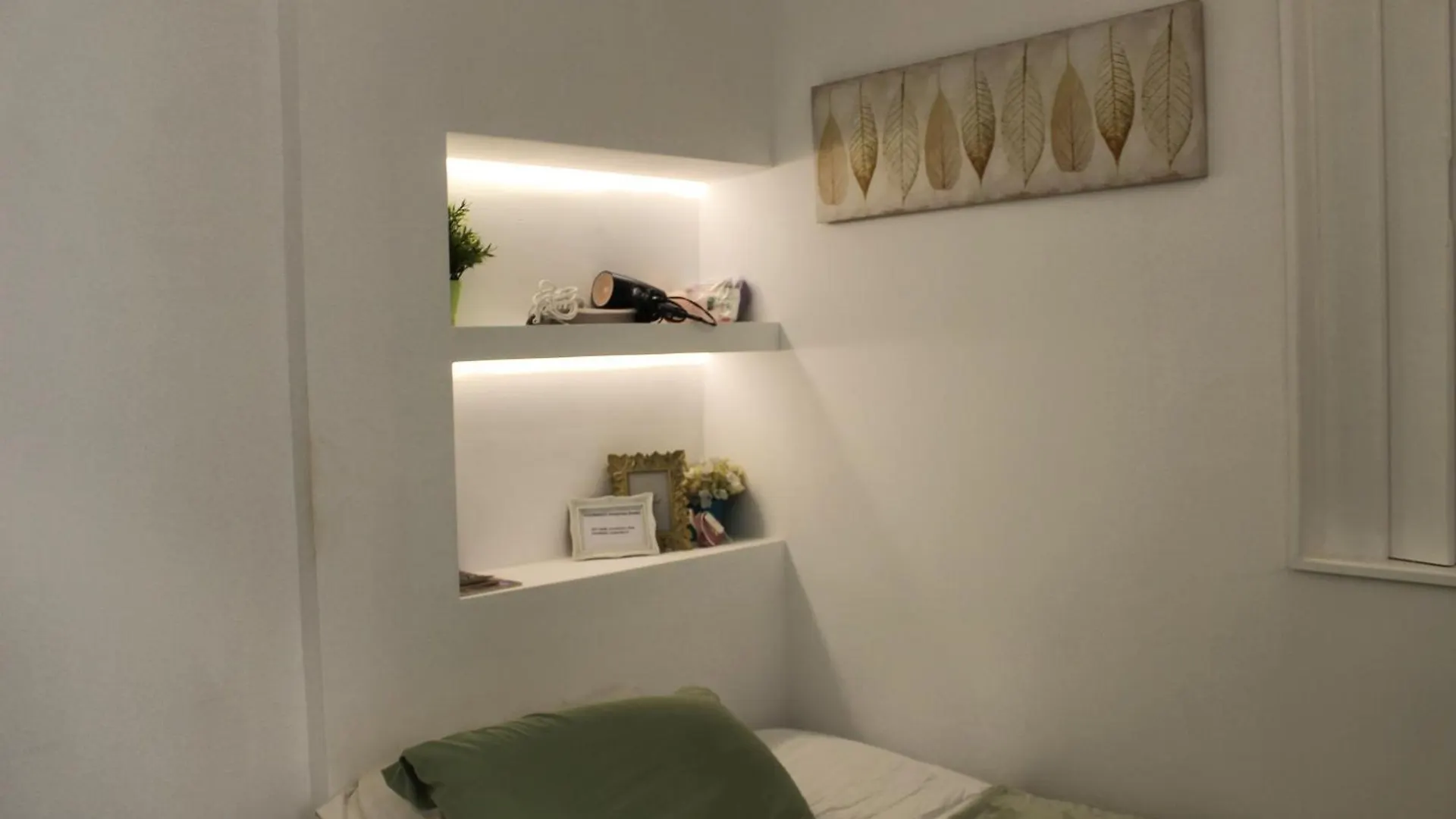 Iyourbasics Lovely Studio Hinestrosa 23 Free Wifi&Ac Malaga Apartment